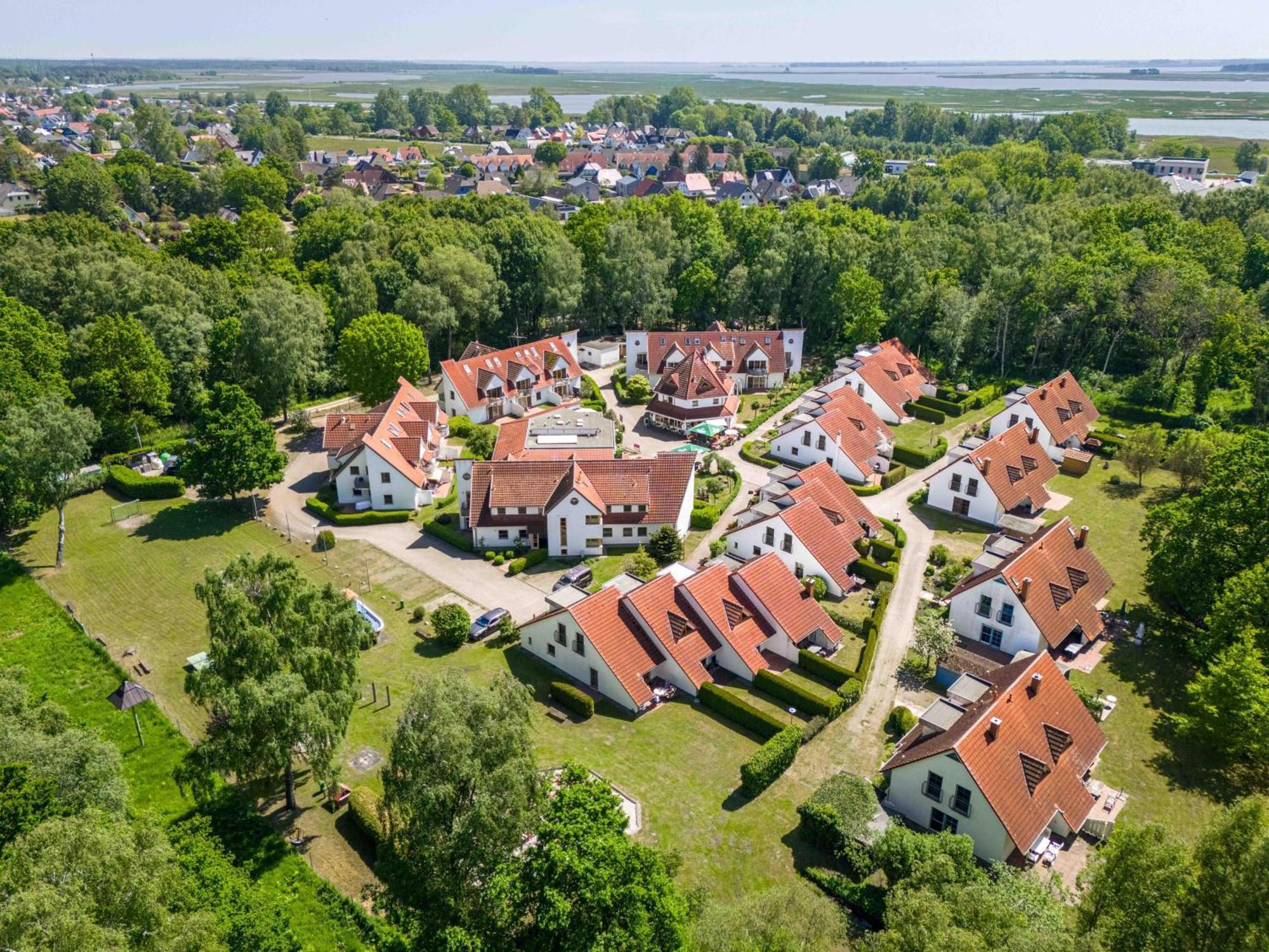 Ferienpark Freesenbruch Wohnung 4 5 - Kranichtanz Zingst Exterior photo